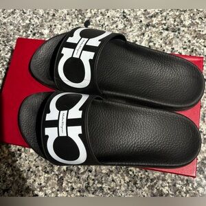 Salvatore Ferragamo slides.  Size 9 M